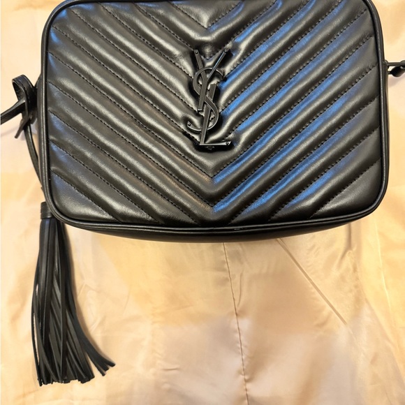 Saint Laurent Lou Camera Bag, worn twice. Bought Dec 23@ authorized SL boutique - Picture 13 of 16